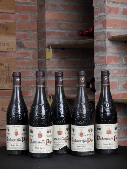 null 5 bouteilles Château-Neuf Du Pape, Roger Sabon 1996 
Niveaux compris entre -2...