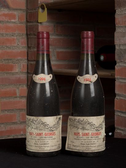 2 bouteilles de Nuits Saint Georges premier...