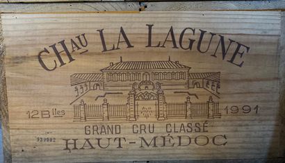 null 1 caisse de 12 bouteilles Château La Lagune, Haut-Médoc, 1991

Pour ce lot,...