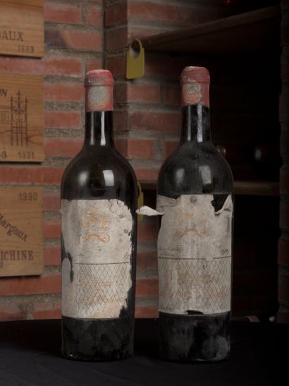2 bouteilles de Mouton Rothschild, Pauillac,...