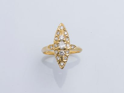 null An 18-karat yellow gold (750 ‰) marquise ring set with brilliant-cut diamonds...