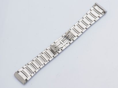 BOUCHERON Steel bracelet with folding clasp of watch model MEC of lady.
Length :...