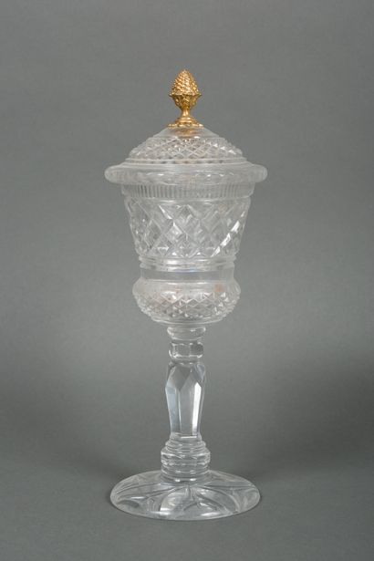 Covered bowl on a pedestal in diamond-cut...