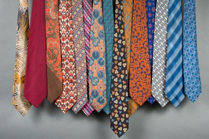 null Important lot de cravates principalement en soie de marques Dior, Lanvin et...