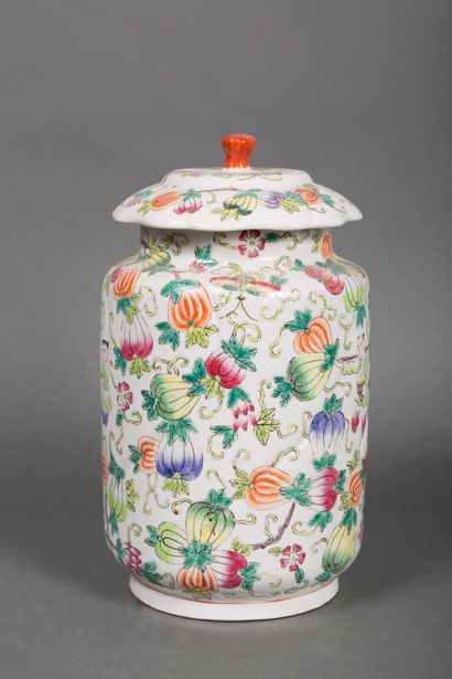 China
Cylindrical covered pot in polychrome...