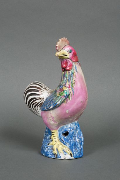 Chine
Coq en porcelaine à décor polychrome...