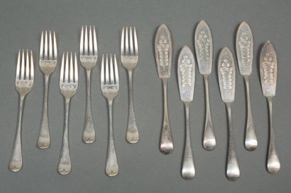 Set of silver fish cutlery including 6 fish...