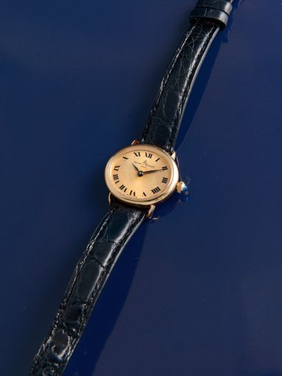 BAUME & MERCIER Montre bracelet de dame en or jaune 18 carats (750 ‰), le boîtier...