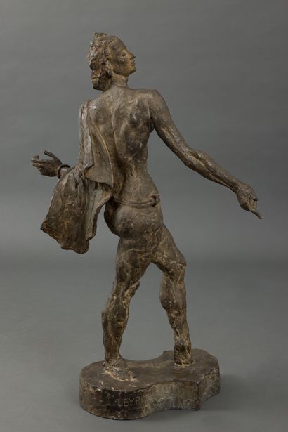 null Léon DE LEYRITZ (1888-1976)
Nu féminin 
Epreuve en bronze patiné, signée sur...