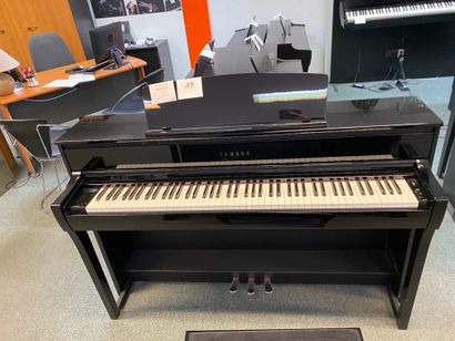 1 digital piano YAMAHA CLP775 glossy bla...