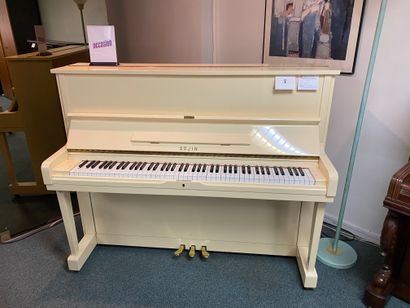 null 1 SOJIN RS21 upright piano, glossy white, serial number 108637