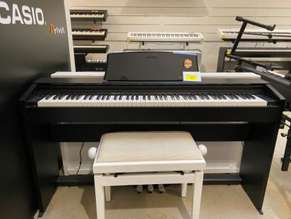 1 piano numérique CASIO Privia PX770 noir...