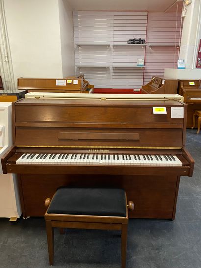 null 1 YOUNG CHANG EC-109 upright piano in satin walnut 109cm, serial number 2495168...