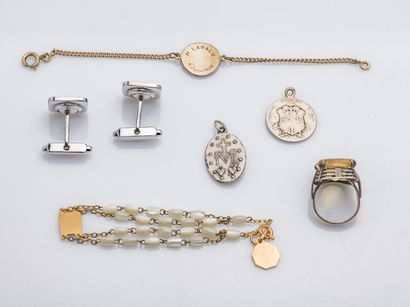 null Silver lot (925 thousandths) including a bracelet, a pair of cufflinks and a...