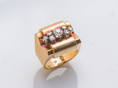 null Ring tank in yellow gold 18 carats (750 thousandths) and platinum (950 thousandths)...