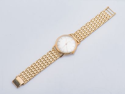 LIP Classic watch, the round case in yellow gold 18 carats (750 thousandths) with...