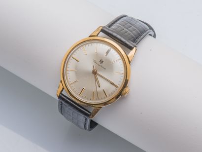LIP 1960's
Classic Dauphine watch, round gilt metal case (missing), screwed steel...