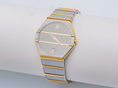 BAUME & MERCIER 1980's
Watch model avant-garde ref: 1830, round case with cut sides...