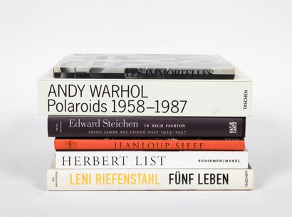 null [Photographie d'art] Ensemble de 6 volumes, parfois en allemand.
Andy Warhol...