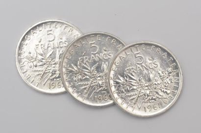 null Six pièces de 50 Francs de 1974-1975-1976 et trois de 1977, on y joint une pièce...