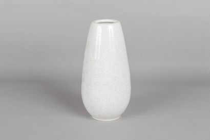null Vase en céramique céladon craquelée 
H.: 35 cm