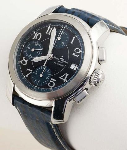 BAUME & MERCIER (CHRONOGRAPHE CAPELAND/BLUE), vers 2002 Chronographe sportif en acier...