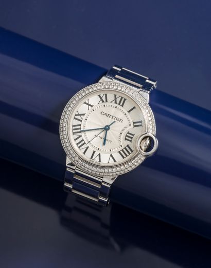 CARTIER de 2007
Montre modèle Ballon bleu réf. : 3004 / WE9006Z3, le boîtier rond...