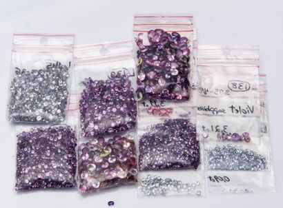null Lot de saphirs violets ou multicolores pour un poids total de 647,72 carats