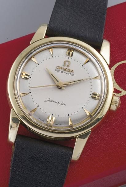 OMEGA (SEAMASTER COQUILLE OR JAUNE RÉF. 2849 5 SC), vers 1950 Élégante montre sportive...