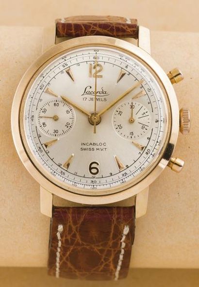 LACORDA (CHRONOGRAPHE CLASSIC INCABLOC / OR JAUNE N° 34258), vers 1960 Chronographe...