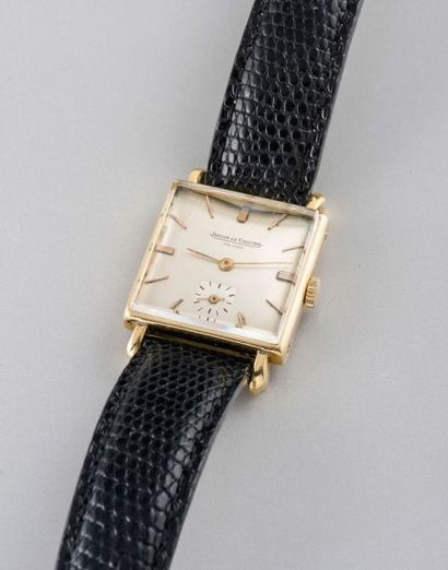 JAEGER-LECOULTRE (CARRE MEDIUM - or jaune N° 88140), vers 1958 Montre de forme carrée...