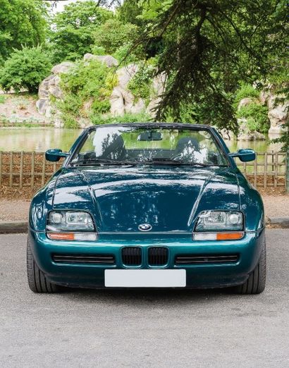BMW Z1 cabriolet de 1991 Puissance: 13 chevaux Couleur vert/bleu Exceptionnel exemplaire...