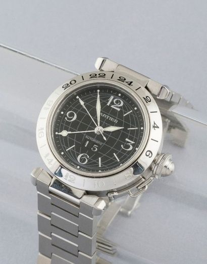 CARTIER (Pasha C / GMT Grande Date Black - réf.W31049M7), vers 2003

Élégante montre...