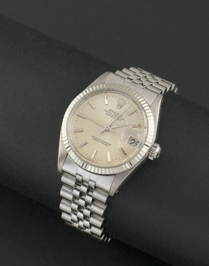 ROLEX (OYSTER PERPETUAL / DATEJUST RÉF. 6827), vers 1975

Montre Oyster de taille...