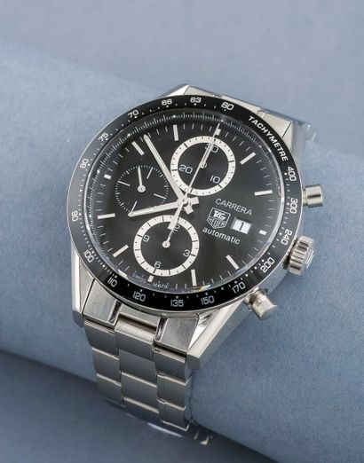 TAG HEUER (Chronographe Grand Carrera 16 - Black réf. CV2010), vers 2010 

Chronographe...