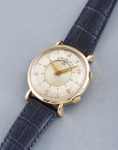 JAEGER-LeCOULTRE (Memovox Mécanique - Gold Filled), vers 1958 

Montre classique...