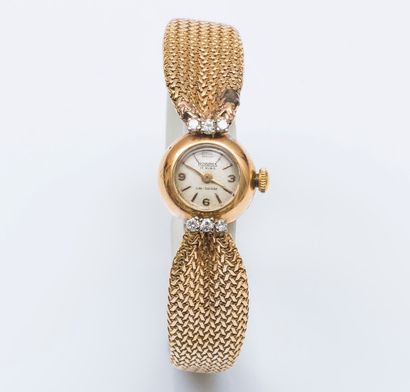 null Bracelet montre de dame en or jaune 18 carats (750 millièmes), le boîtier de...