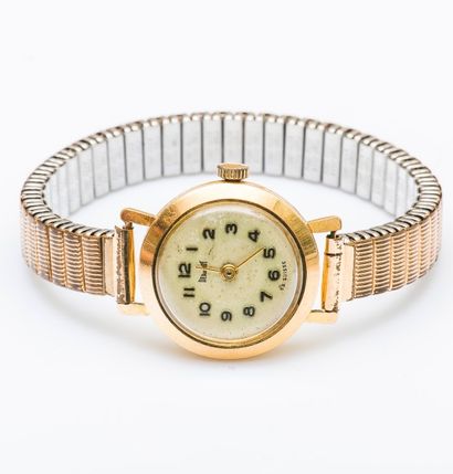 DERMONT 

Montre bracelet en or jaune 18 carats (750 millièmes). Boîtier rond monobloc...