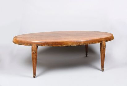 Louis SUE - Eugène MARE, vers 1930 

Grande table de salle à manger en bois de forme...