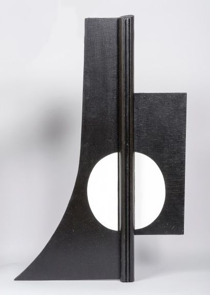 Roger NEYRAT 

«Variation sur un thème cosmique», 2000

Technique mixte

H : 80 cm...