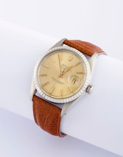 null ROLEX (OYSTER PERPETUAL / DATEJUST RÉF. 16030), vers 1979

Montre sport d’homme...