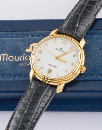 null MAURICE LACROIX (Classique date), vers 2002

Montre classique plaquée or jaune...