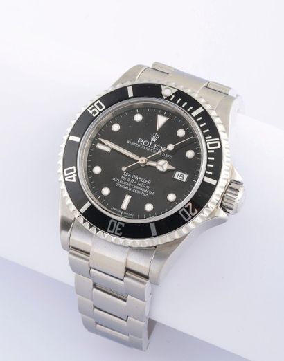 null ROLEX (OYSTER PERPETUAL DATE / SEA-DWELLER 4000 FT RÉF. 16600 T), vers 2006/2007

Montre...