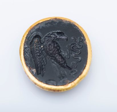 null Intaille sur onyx représentant un corbeau et un serpent, scène tirée de la fable...