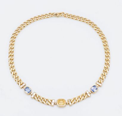 null BULGARI

Collier en or jaune 18 carats (750 millièmes) à maille gourmette plate...