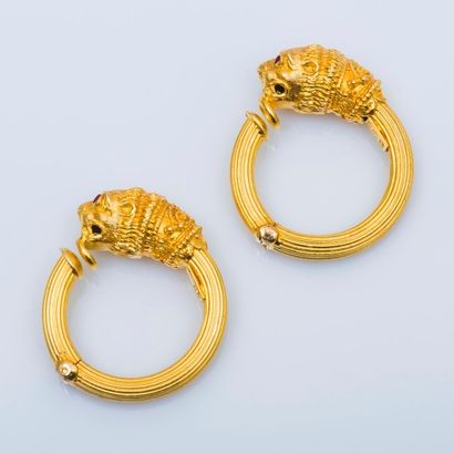 null LALAOUNIS

Paire de créoles tête de lion en or jaune 18 carats (750 millièmes)...
