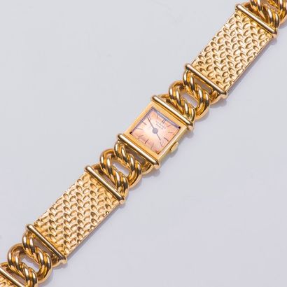 null HERMèS PARIS et IWC

Montre bracelet de dame en or jaune 18 carats (750 millièmes),...