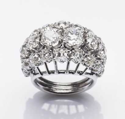 null Bague boule en or gris 18 carats (750 millièmes) et platine (950 millièmes)...