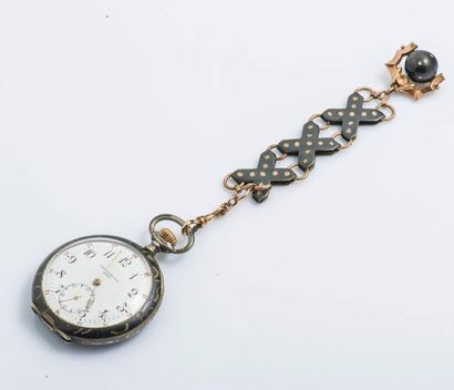 IAXA Chronomètre de poche en argent (800 millièmes) niellé décoré d'un blason couronné...