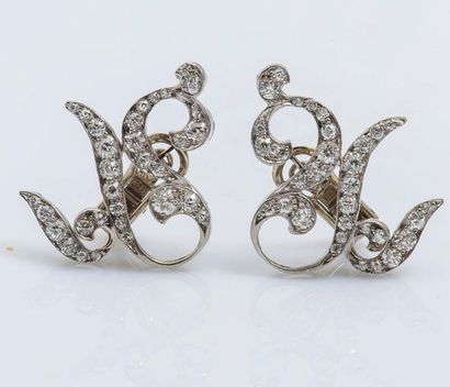 null Paire de clips d’oreilles en platine (950 millièmes) et en or gris 18 carats...